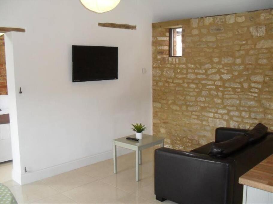Mole Hole Apartment Тоустър Екстериор снимка